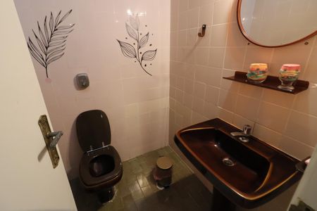 Casa à venda com 500m², 5 quartos e 3 vagasLavabo
