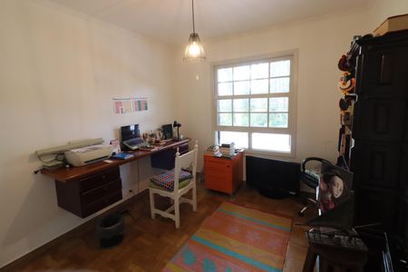 Casa à venda com 500m², 5 quartos e 3 vagasQuarto 4