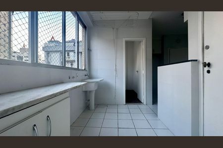 Apartamento para alugar com 90m², 3 quartos e 1 vagaÁrea de serviço 