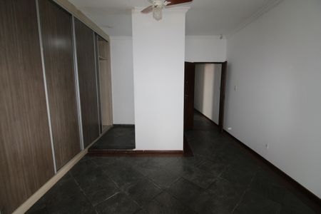 Casa para alugar com 137m², 3 quartos e 3 vagasSuíte 2