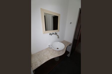 Casa para alugar com 137m², 3 quartos e 3 vagasBanheiro da Suíte 1