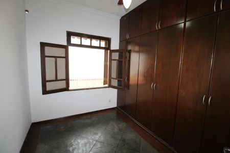 Casa para alugar com 137m², 3 quartos e 3 vagasQuarto