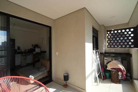 Studio à venda com 35m², 1 quarto e 1 vagaVaranda