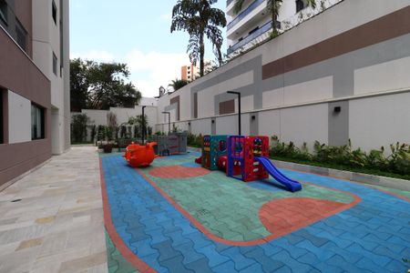 Apartamento à venda com 113m², 3 quartos e 2 vagasÁrea Comum - Playground