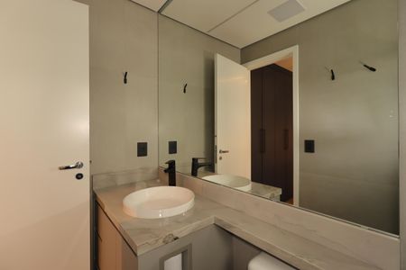 Apartamento à venda com 113m², 3 quartos e 2 vagasBanheiro da Suíte 1