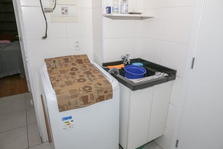 Apartamento para alugar com 40m², 2 quartos e sem vaga Apartamento para alugar com 40m², 2 quartos e sem vagaCozinha e Área de Serviço