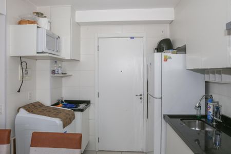 Apartamento para alugar com 40m², 2 quartos e sem vaga Apartamento para alugar com 40m², 2 quartos e sem vagaCozinha e Área de Serviço