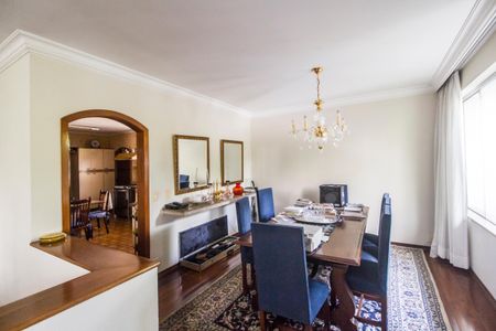 Sala  de casa de condomínio à venda com 3 quartos, 375m² em Alphaville Residencial Um, Barueri