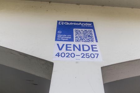 Casa de condomínio à venda com 375m², 3 quartos e 4 vagasVista da Rua