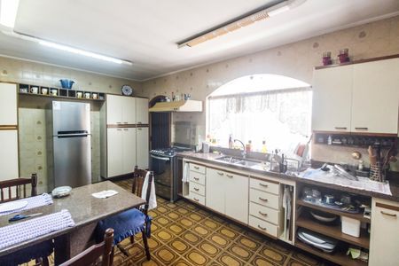 Casa de condomínio à venda com 375m², 3 quartos e 4 vagasCozinha