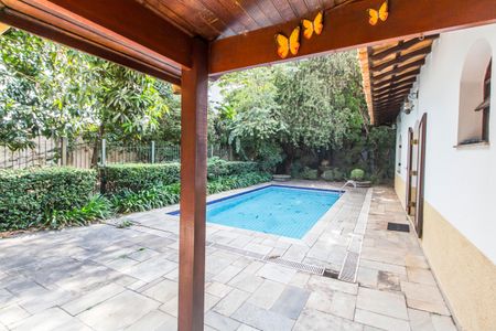 Casa de condomínio à venda com 375m², 3 quartos e 4 vagasVista da Sala