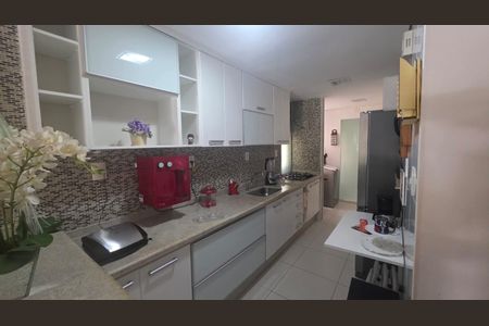 Apartamento para alugar com 100m², 2 quartos e 2 vagasCozinha