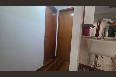 Apartamento para alugar com 100m², 2 quartos e 2 vagasCorredor