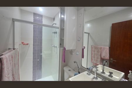 Apartamento para alugar com 100m², 2 quartos e 2 vagasBanheiro