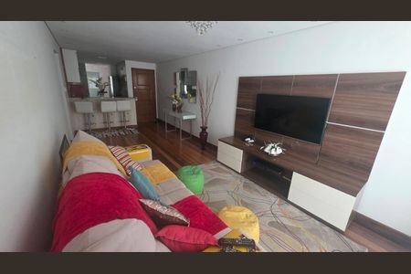 Apartamento para alugar com 100m², 2 quartos e 2 vagasSala