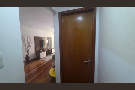 Apartamento para alugar com 100m², 2 quartos e 2 vagasCorredor