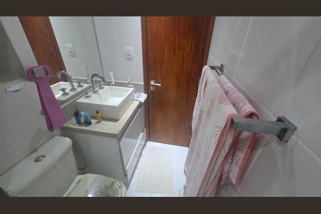 Apartamento para alugar com 100m², 2 quartos e 2 vagasBanheiro