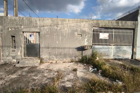 Casa para alugar com 120m², 2 quartos e 2 vagasFachada