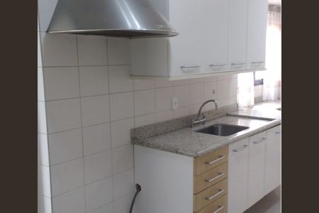 Apartamento à venda com 126m², 4 quartos e 3 vagas Apartamento à venda com 126m², 4 quartos e 3 vagasCozinha