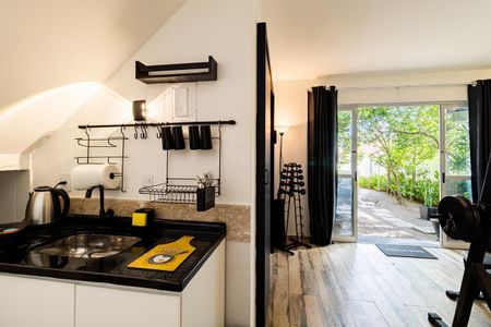 Cozinha de casa para alugar com 4 quartos, 200m² em Agronômica, Florianópolis