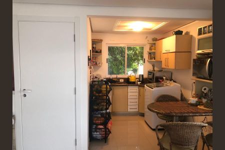 Casa para alugar com 200m², 4 quartos e sem vagaCozinha