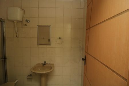 Casa para alugar com 260m², 2 quartos e 3 vagasBanheiro C2