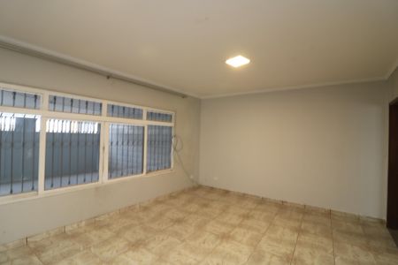Casa para alugar com 260m², 2 quartos e 3 vagasSala