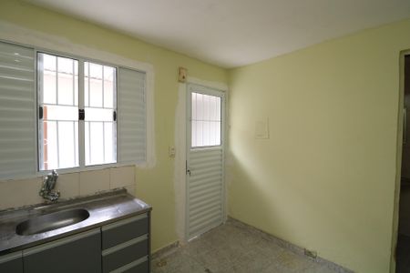 Casa para alugar com 260m², 2 quartos e 3 vagasCozinha C2