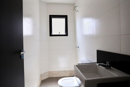 Apartamento à venda com 195m², 2 quartos e 2 vagasBanheiro da Suíte