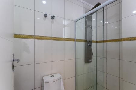 Apartamento para alugar com 162m², 4 quartos e 3 vagas Apartamento para alugar com 162m², 4 quartos e 3 vagasBanheiro da Suíte 1