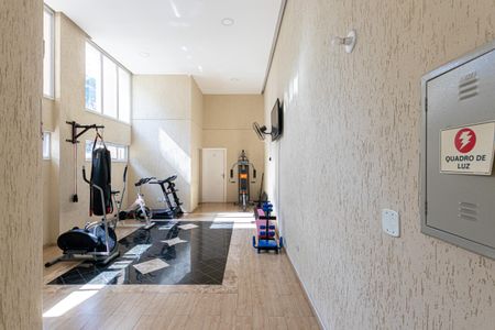 Apartamento para alugar com 162m², 4 quartos e 3 vagas Apartamento para alugar com 162m², 4 quartos e 3 vagasÁrea comum - Academia