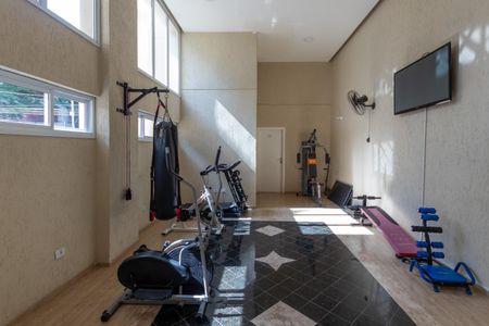 Apartamento para alugar com 162m², 4 quartos e 3 vagas Apartamento para alugar com 162m², 4 quartos e 3 vagasÁrea comum - Academia