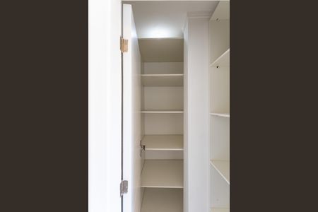 Apartamento para alugar com 162m², 4 quartos e 3 vagas Apartamento para alugar com 162m², 4 quartos e 3 vagasSuíte 2