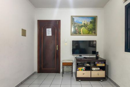 Sala  de apartamento para alugar com 1 quarto, 50m² em Vila Tupi, Praia Grande