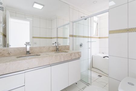 Apartamento para alugar com 162m², 4 quartos e 3 vagasBanheiro da Suíte 2