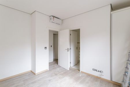 Apartamento para alugar com 162m², 4 quartos e 3 vagasSuíte 2