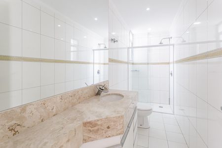 Apartamento para alugar com 162m², 4 quartos e 3 vagasBanheiro Social