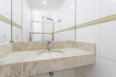 Apartamento para alugar com 162m², 4 quartos e 3 vagasBanheiro da Suíte 1