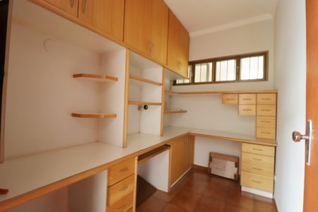 Apartamento para alugar com 203m², 4 quartos e 2 vagasEscritório