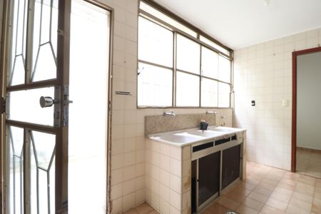 Apartamento para alugar com 203m², 4 quartos e 2 vagasÁrea de Serviço
