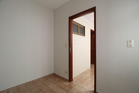 Apartamento para alugar com 203m², 4 quartos e 2 vagasQuarto de Serviço