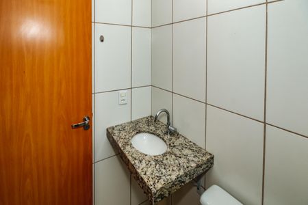 Apartamento para alugar com 60m², 2 quartos e 1 vagaBanheiro do Quarto 2