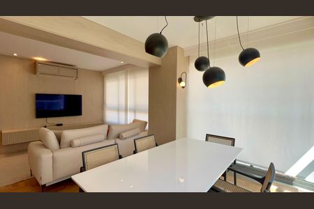 Apartamento para alugar com 70m², 2 quartos e 1 vagaVaranda