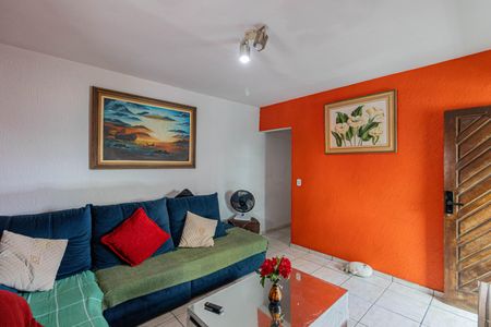 Sala de casa à venda com 2 quartos, 250m² em Cidade Antônio Estêvão de Carvalho, São Paulo