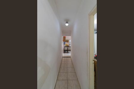 Corredor de casa à venda com 2 quartos, 250m² em Cidade Antônio Estêvão de Carvalho, São Paulo