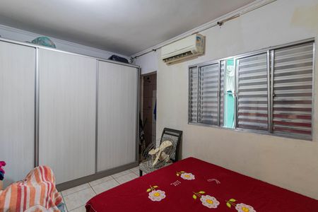 Casa à venda com 250m², 2 quartos e sem vagaQuarto 1