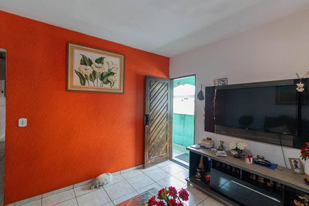 Casa à venda com 250m², 2 quartos e sem vagaSala
