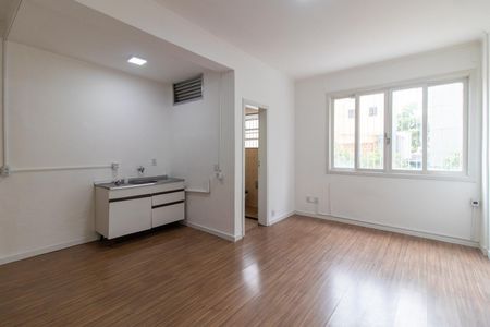 Apartamento à venda com 30m², 1 quarto e sem vaga Apartamento à venda com 30m², 1 quarto e sem vagaSala/Quarto