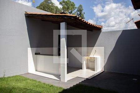 Casa à venda com 93m², 3 quartos e 1 vagaQuintal