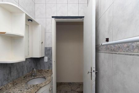 Casa à venda com 120m², 3 quartos e 2 vagas Casa à venda com 120m², 3 quartos e 2 vagasBenheiro 2
